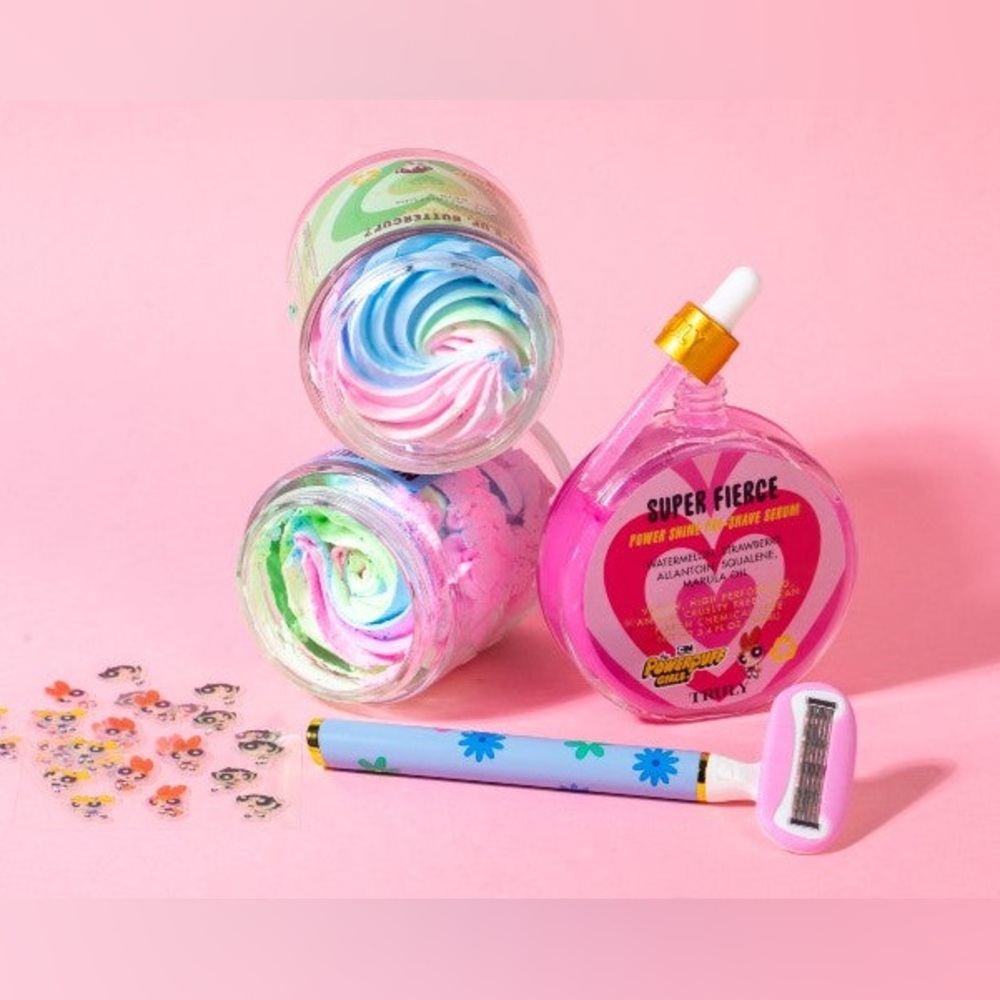 Powerpuff Girl X Truly Shave Kit - Picture 12 of 16